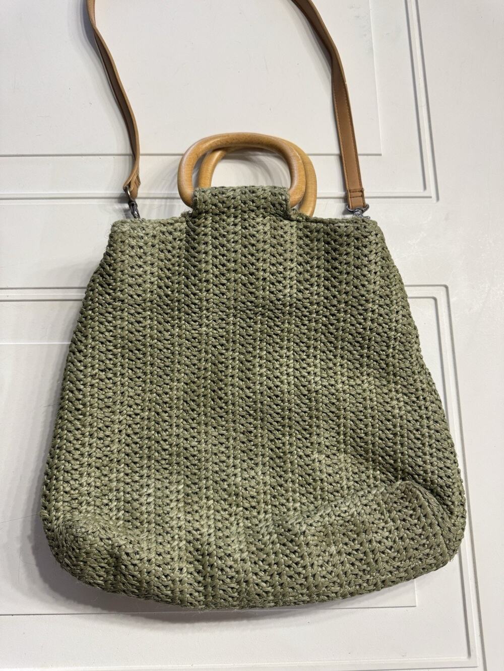 Fossil Green Weave Crochet Wooden Handles Hobo Bag Purse Woven Crossbody Strap